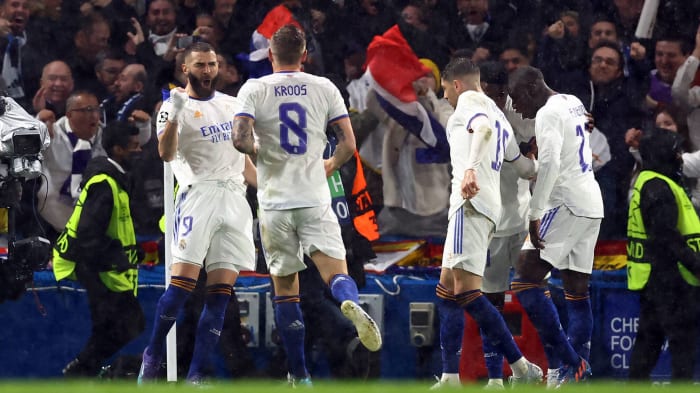 Karim Benzema scores a hat trick for Real Madrid at Chelsea